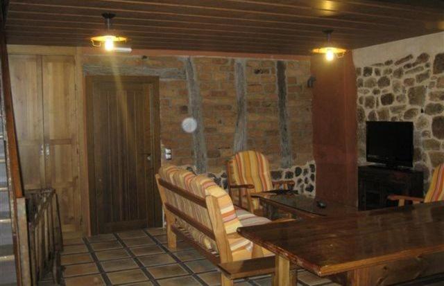 La Boteria Pension Salas De Los Infantes Buitenkant foto
